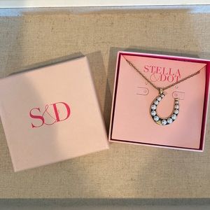 Stella & Dot Lucky Pearl Pendant